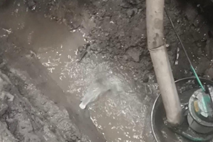 海南藏族地下室伸缩缝堵漏视频